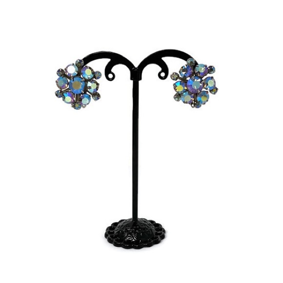 ✨SPARKLING✨ Blue Vintage AB Rhinestone Clip on Earrings - Picture 1 of 4